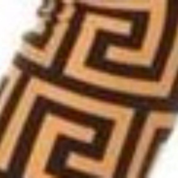 Black with Tan Grecian Print Wide Band Capri Yoga Style Leggings - Picture 2 of 2